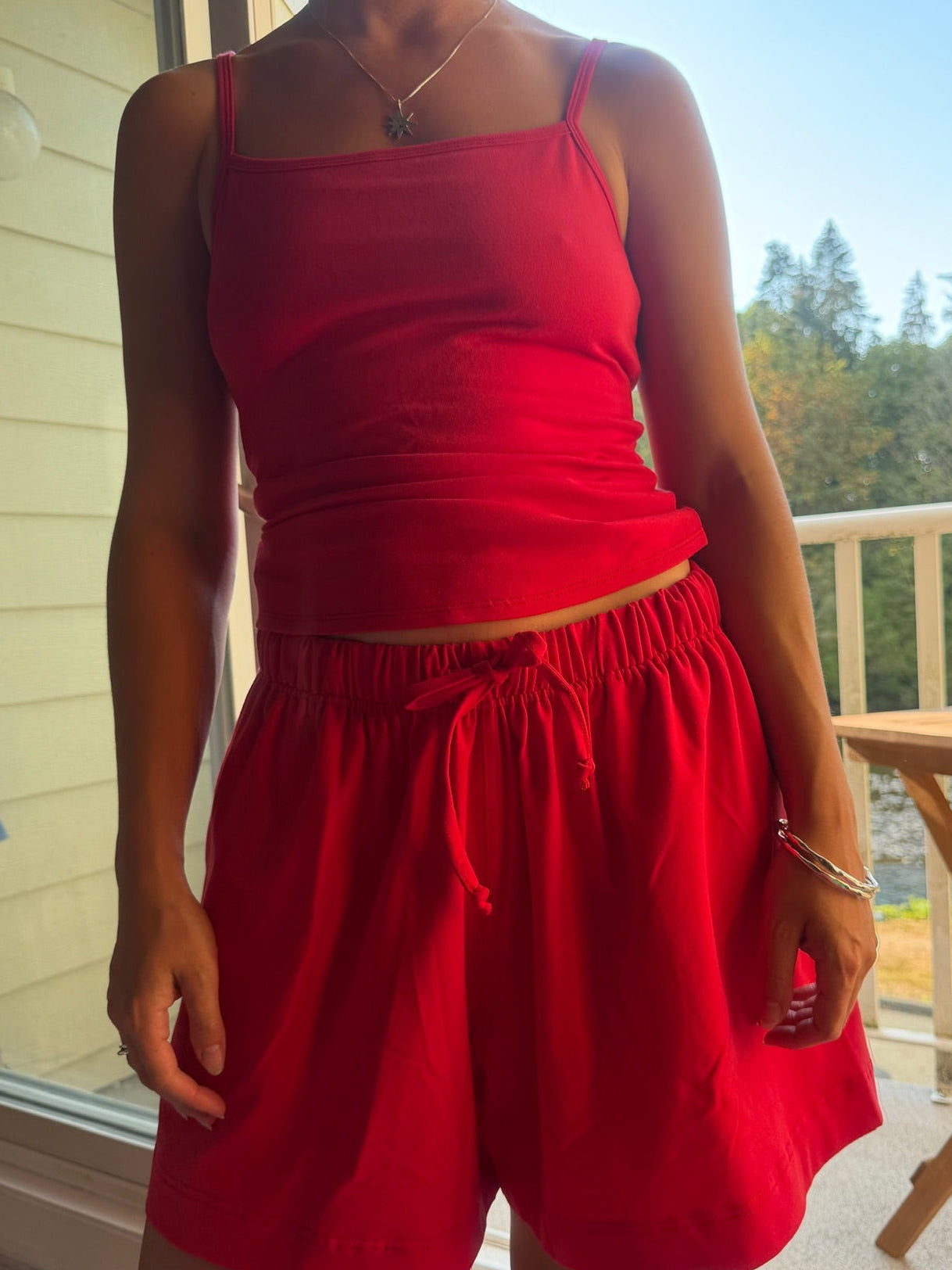 The Sunday Base Tank - Red