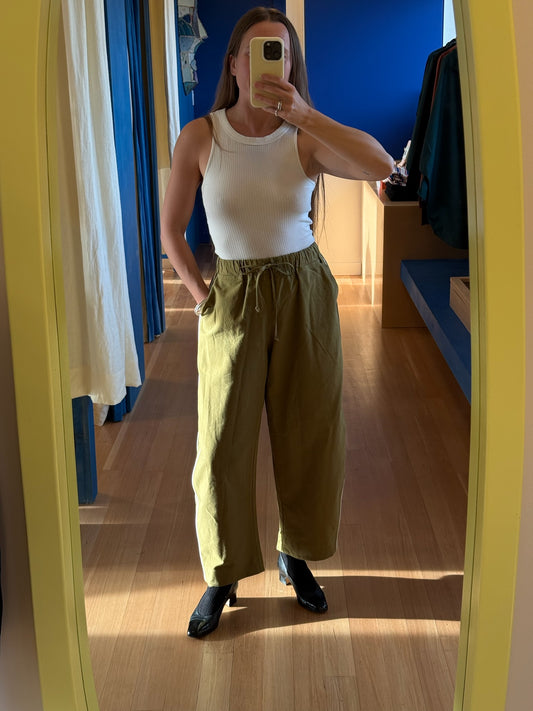 Jules Pant - Moss with white Piping