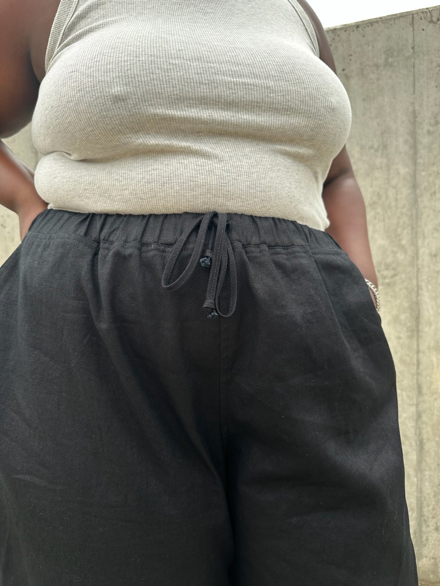 Jules Pant - Black Canvas