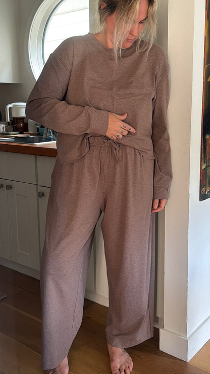 The Sunday Long Sleeve - Brown