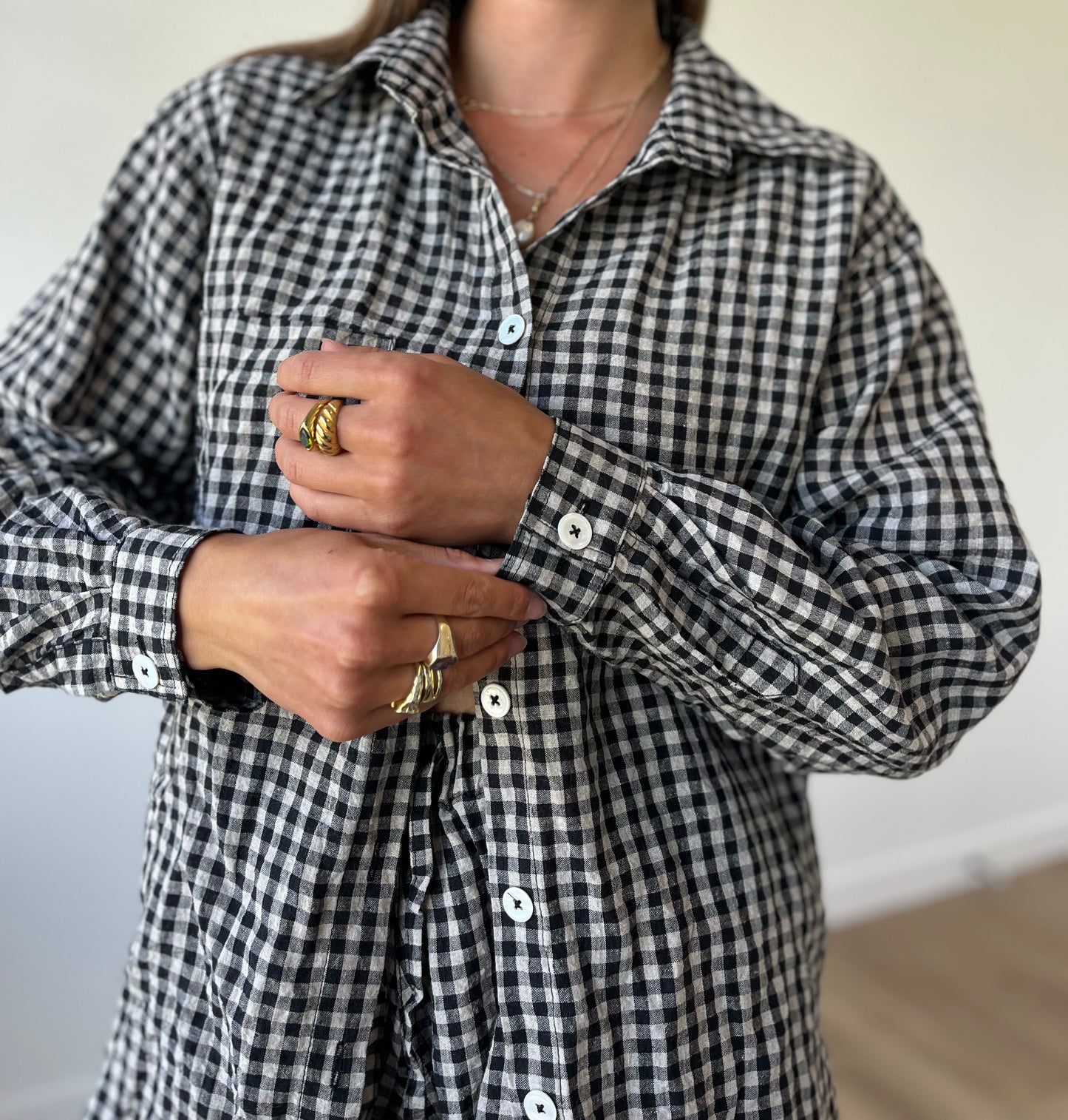 Lloyd Top - Black and Oat Linen