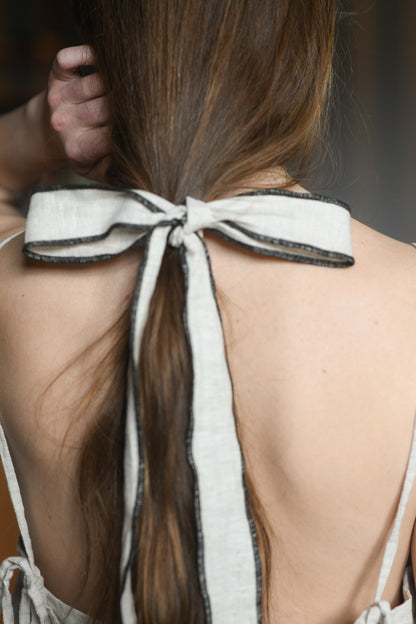 Linen Bow